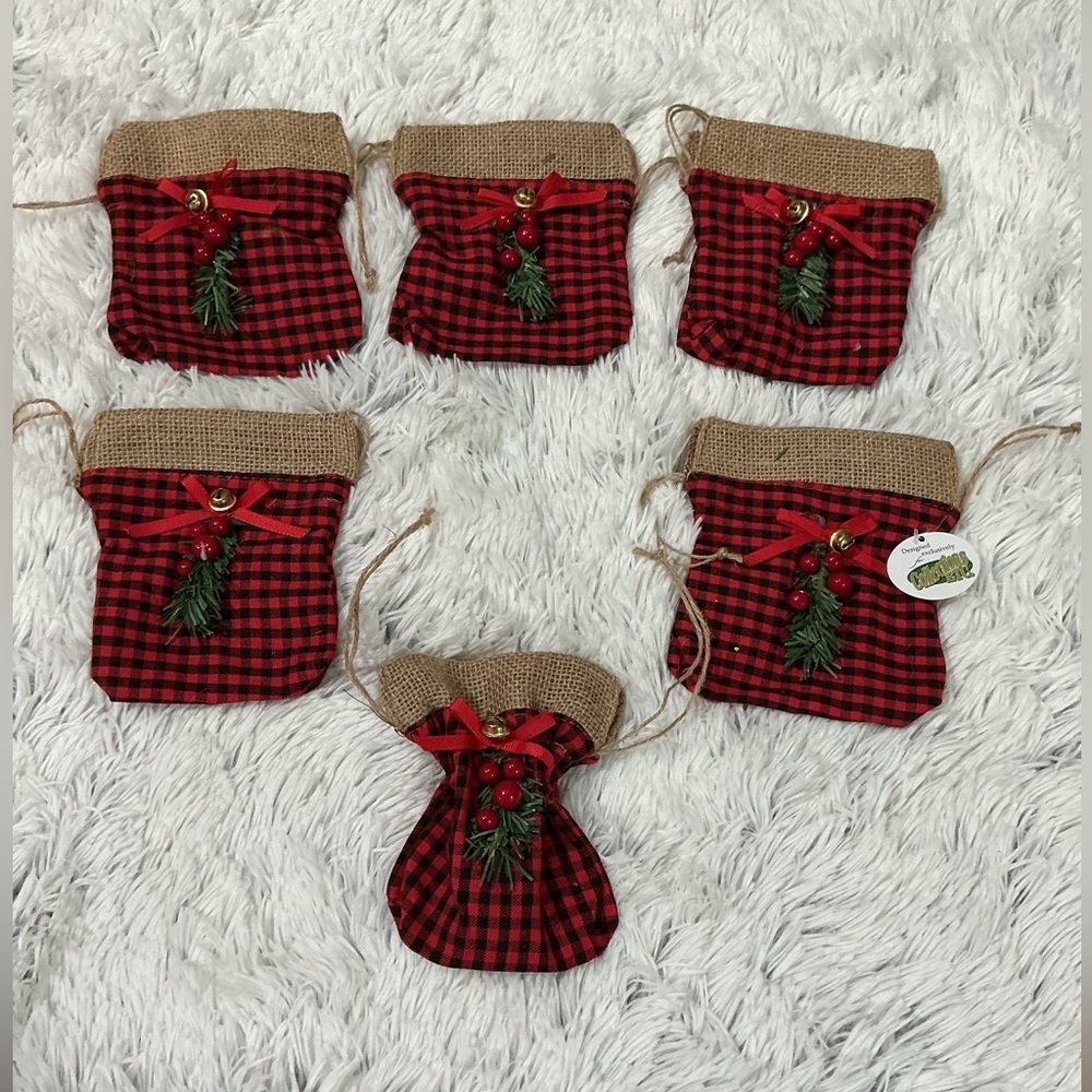 Collections Etc burlap holiday gift bags with bow bell berry & tree